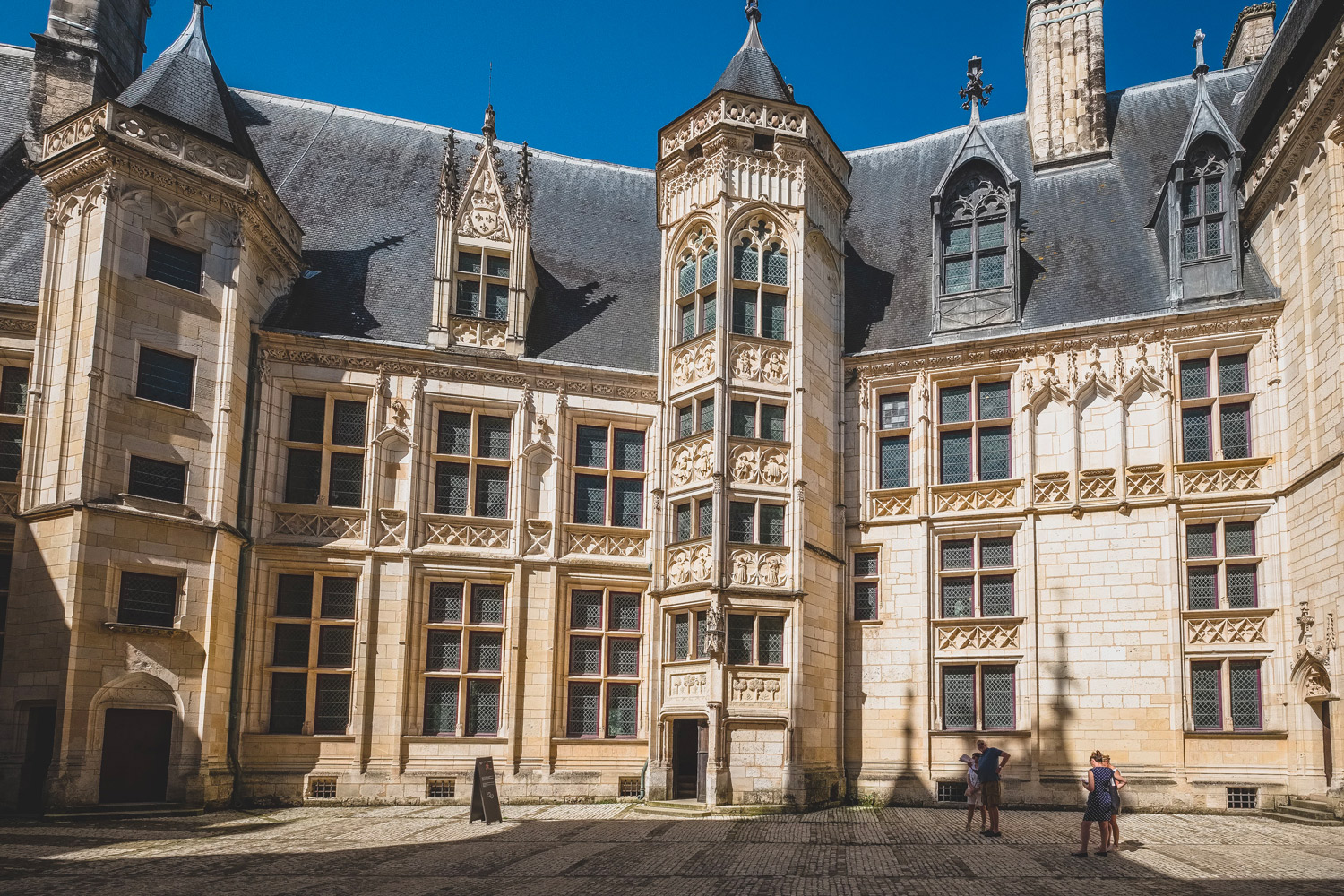 PalaisJacquesCœur - ©bourgesberrytourisme.com